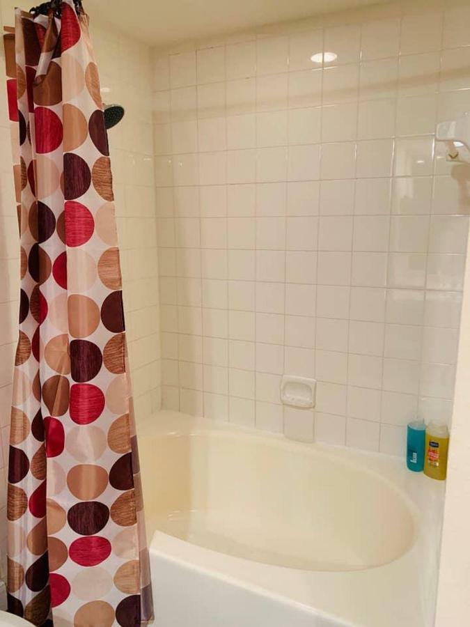 هيوستن Cozy Home Near Med Center, Nrg, Galleria & Dtown المظهر الخارجي الصورة
