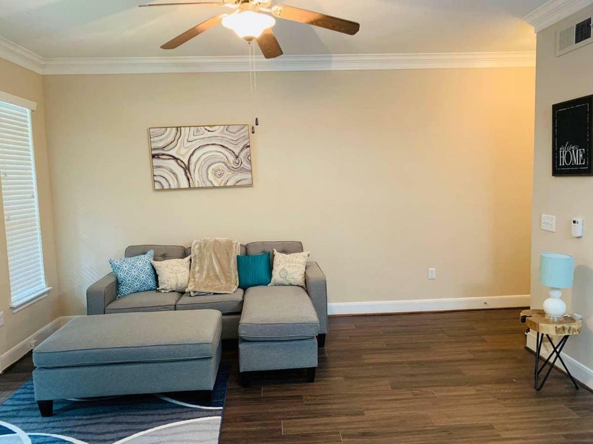 هيوستن Cozy Home Near Med Center, Nrg, Galleria & Dtown المظهر الخارجي الصورة